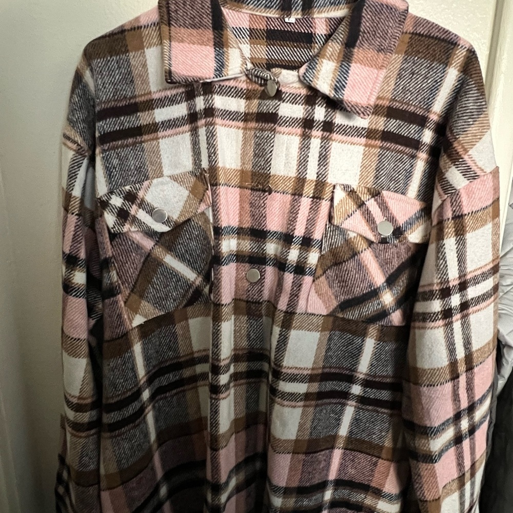 Plaid Button-Up Jacket - Picture 4 of 8